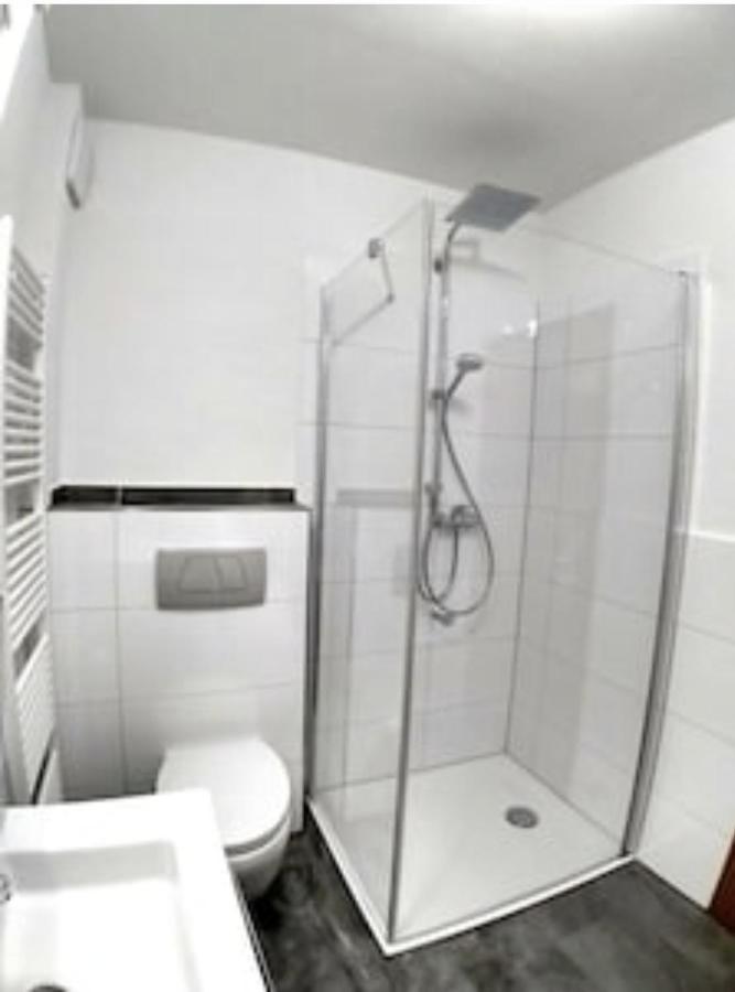 Exklusive Ferienwohnung Mit Terasse Und Garten In Einbeck, Zentrum! Neu!! Exterior photo